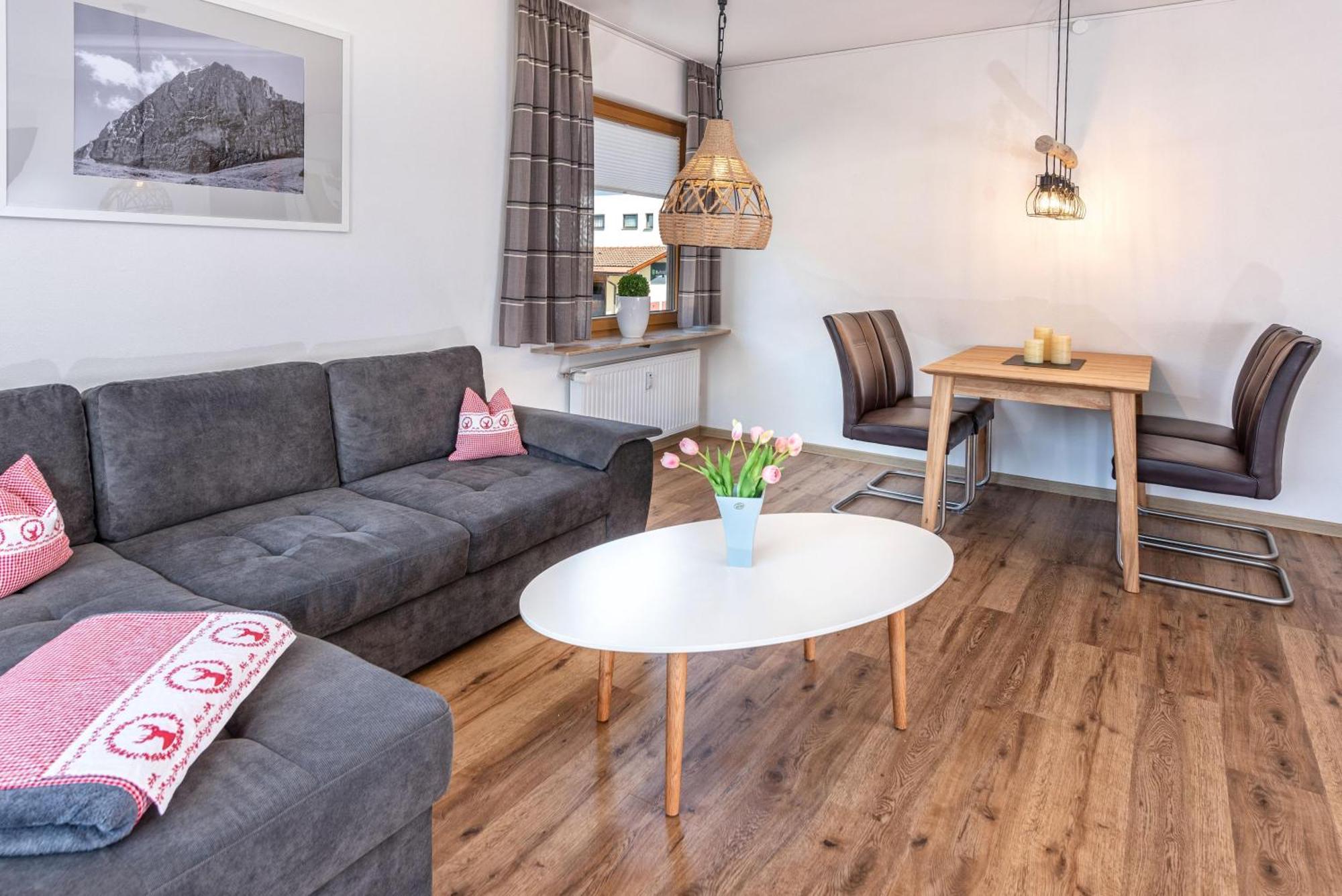 Staufenhirsch Apartment Oberstaufen Bagian luar foto